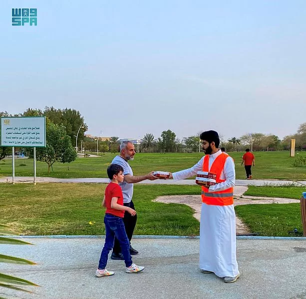الزاد الخيري ببريدة يطلق مبادرة إفطار الصائمين